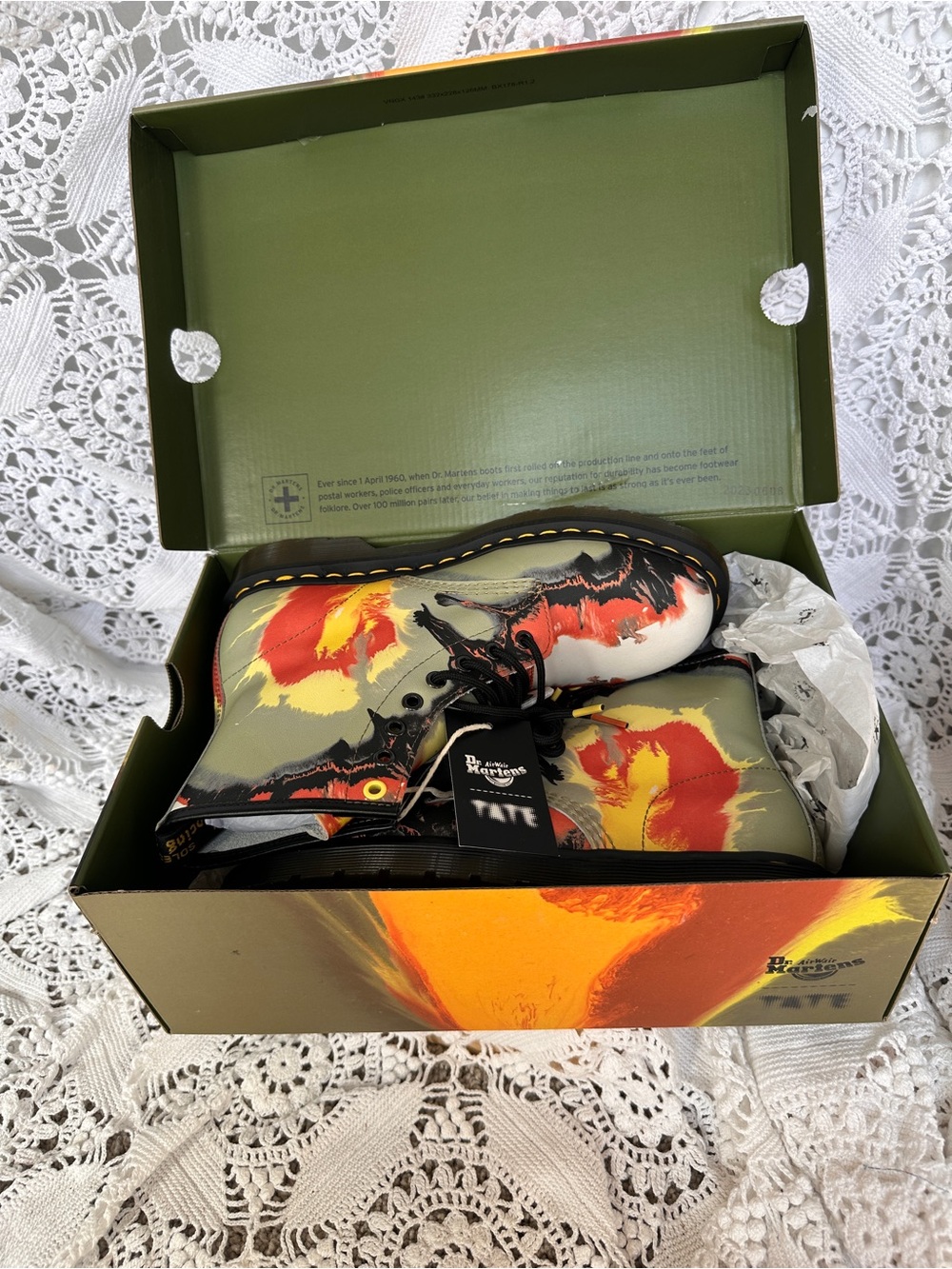Dr. Martens 1460 x Tate Museum Collab 'Volcanic Flare' Leather Boots - New With - Picture 14 of 15